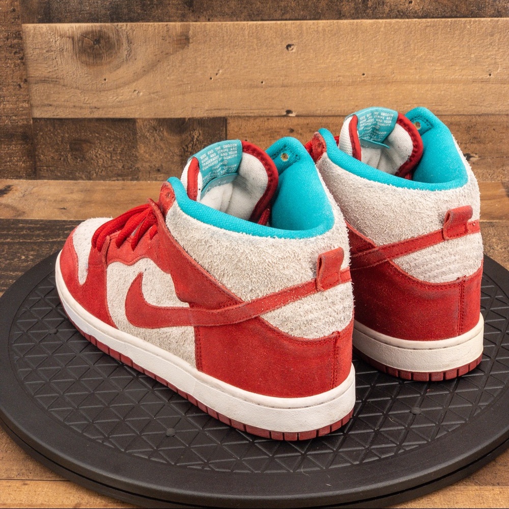 Nike SB Dunk High Mens Dr Seuss Size 9.5 - Picture 5 of 9
